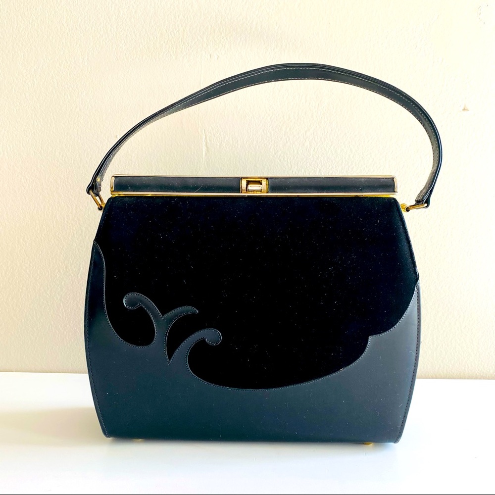 Vintage black with gold accents handbag!